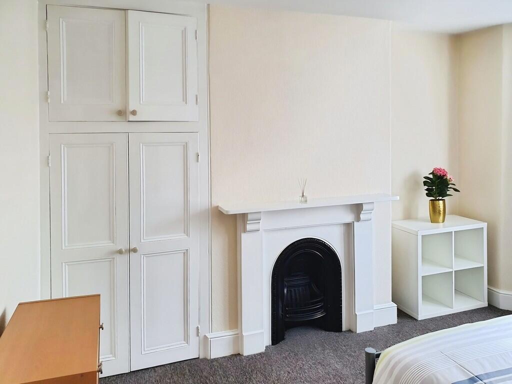 34fefde3-Bedroom ...