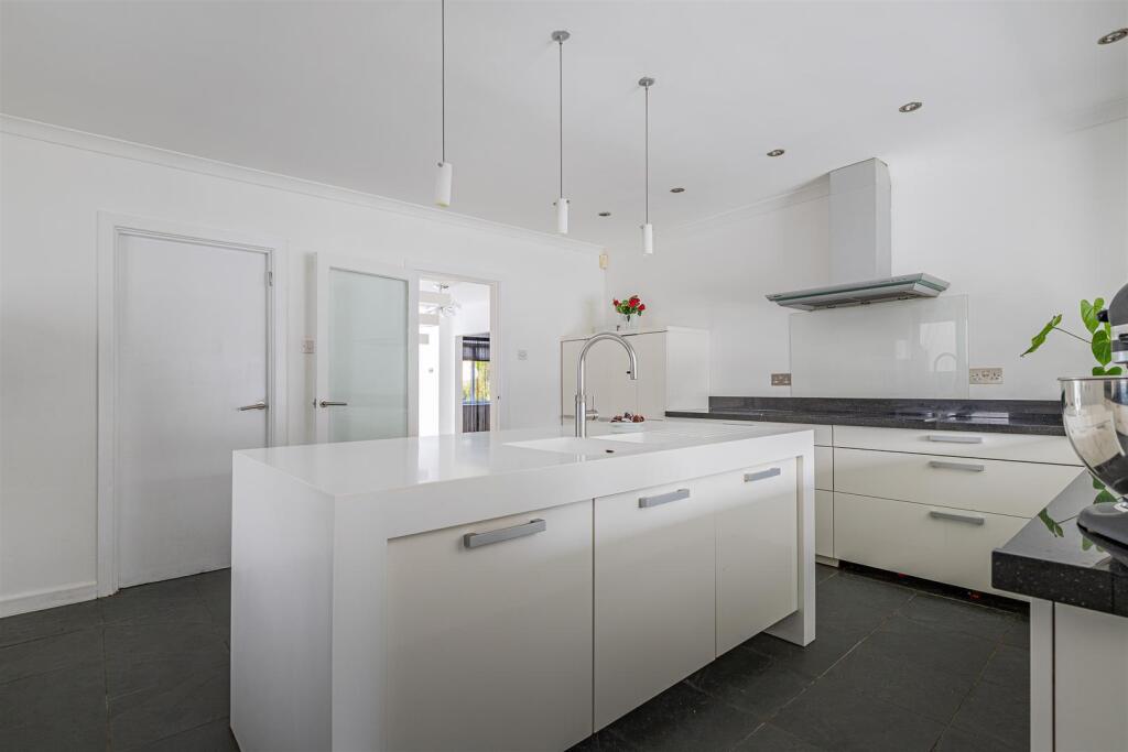 Rhydypenau Road 98a-10.jpg