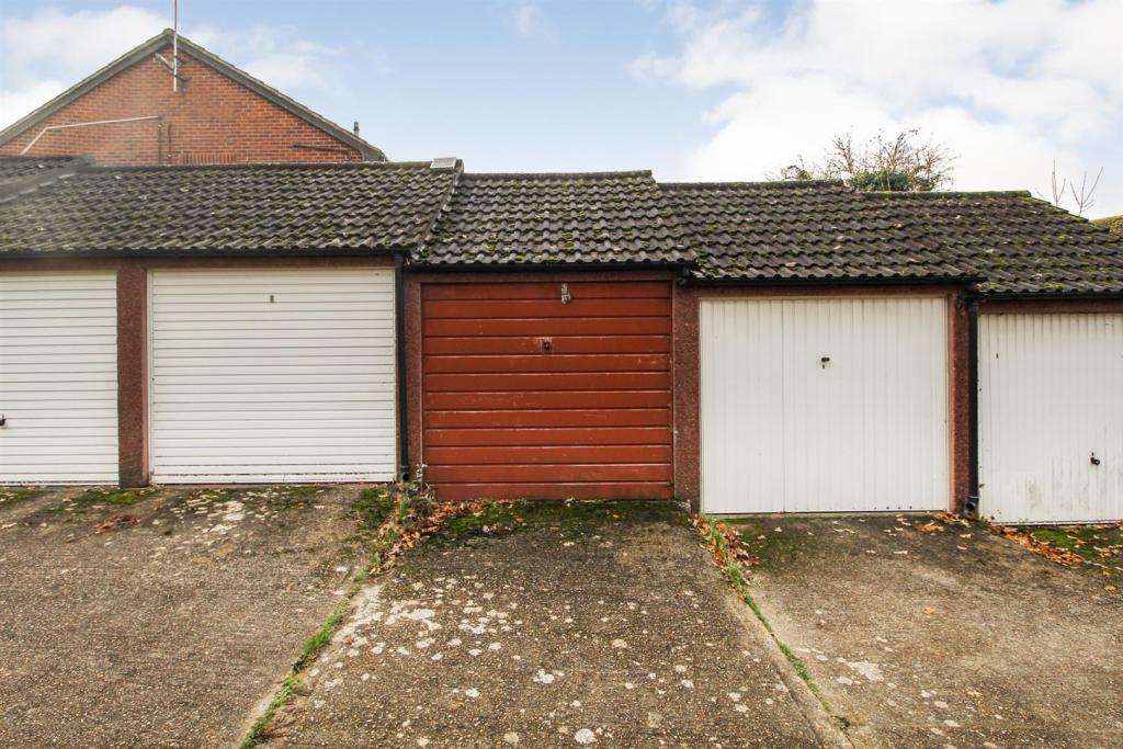garage.jpg