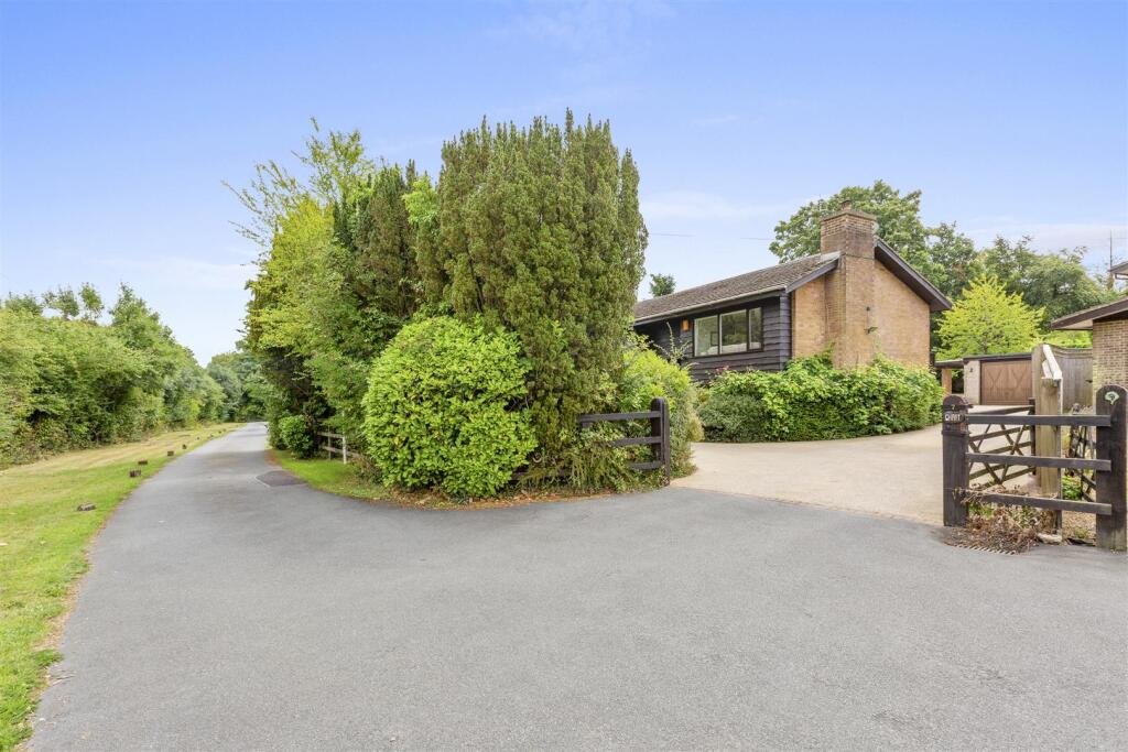 Chart, 7 Hare Lane End, HP16 0EX-18.jpg