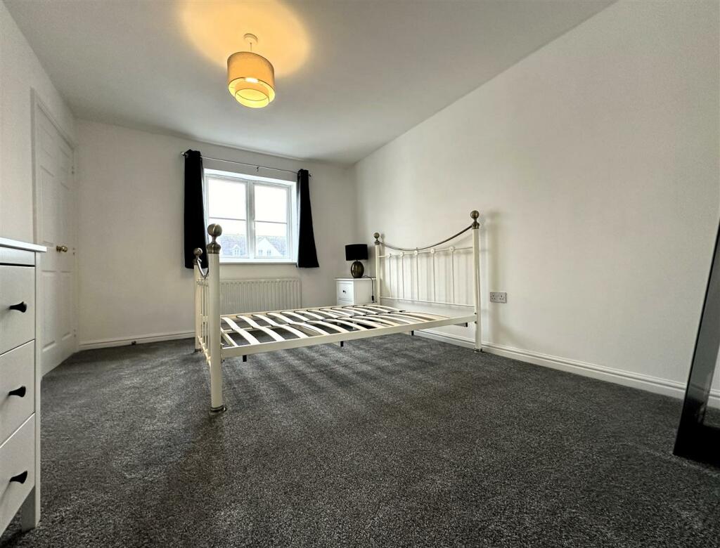 Room 4 III.jpg
