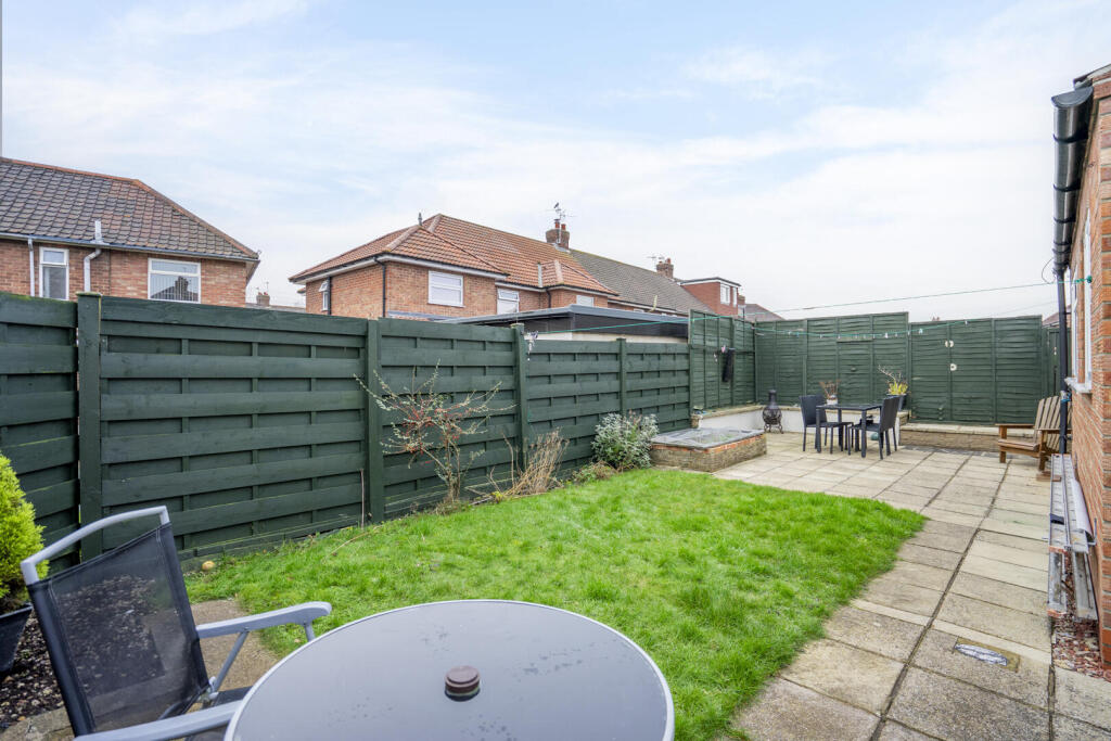 Jennifer Grove, York