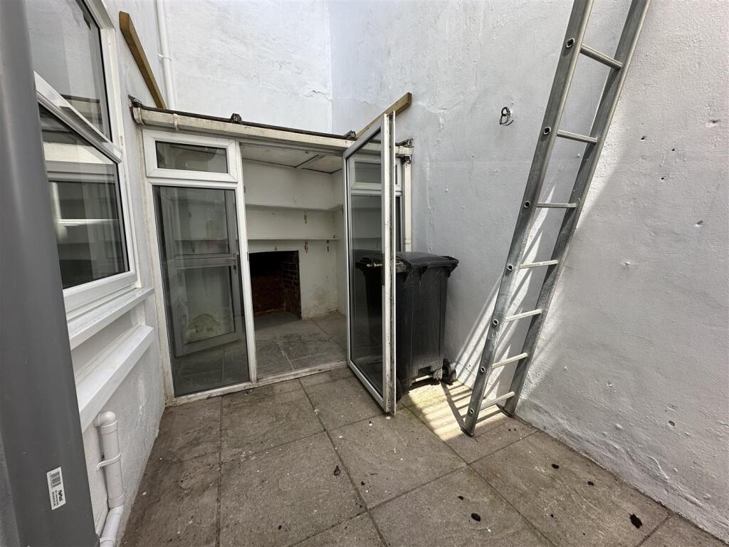 Rear Yard.jpeg