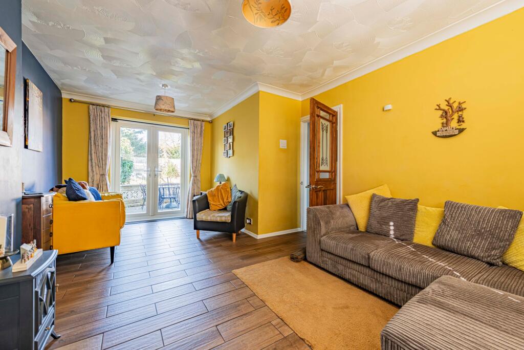 Living Room (1)