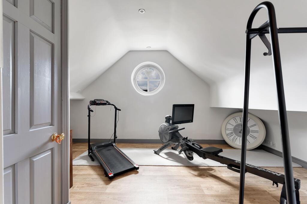 Laundry &amp; Gym