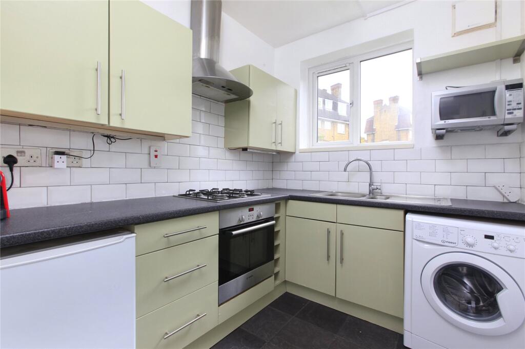 property in Brewers House, 
60 Frogmore, SW18