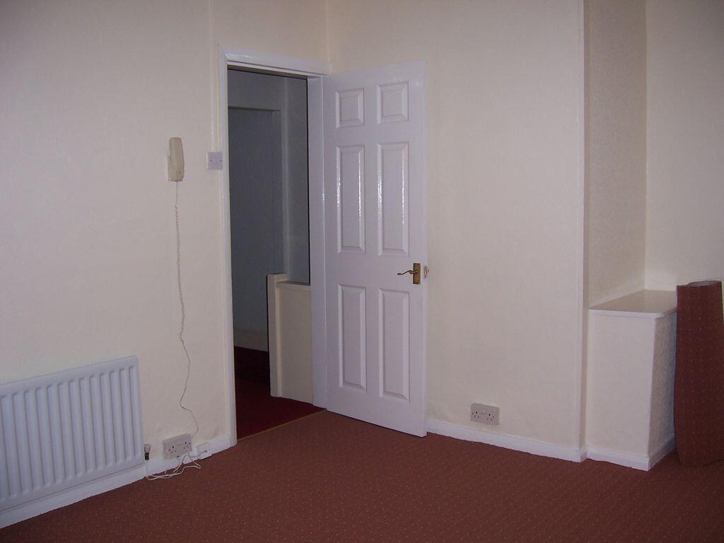 6 Colenso Street... T202511031430.jpeg