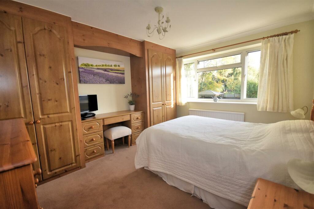 Bedroom 2.jpg