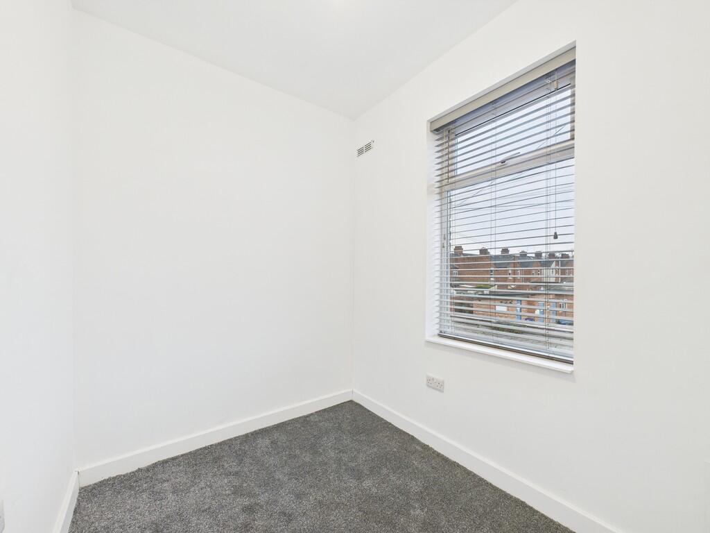 CAM01835G0-PR0163...