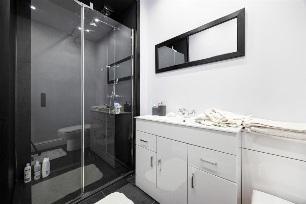 En-suite Shower Room