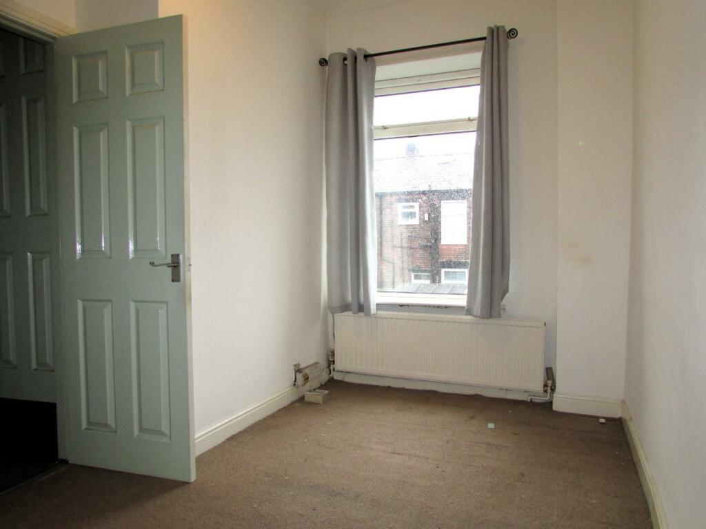 WakefieldSt30bed2.JPG