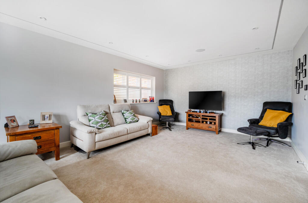 1327750-15-687f82...