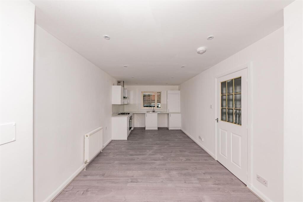 45 Craigie Street Dundee-6.JPG