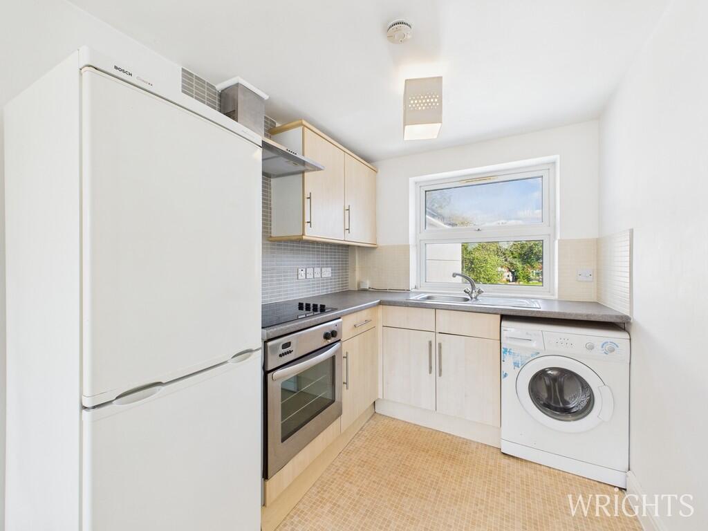 CAM05659G0-PR0008...