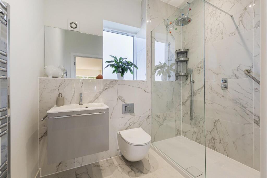 100893_6 Howarth Park (19).jpg