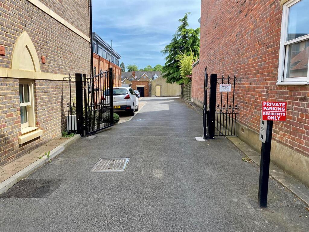 entrance.jpg