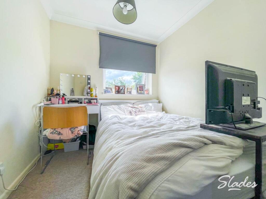 6 bronte third bed
