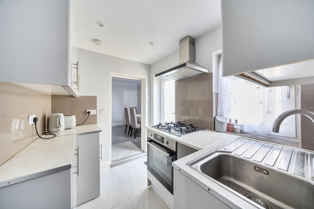 1318823-15-6867e9...