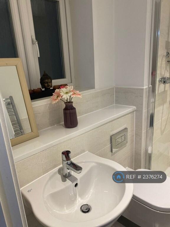 Ensuite Bathroom