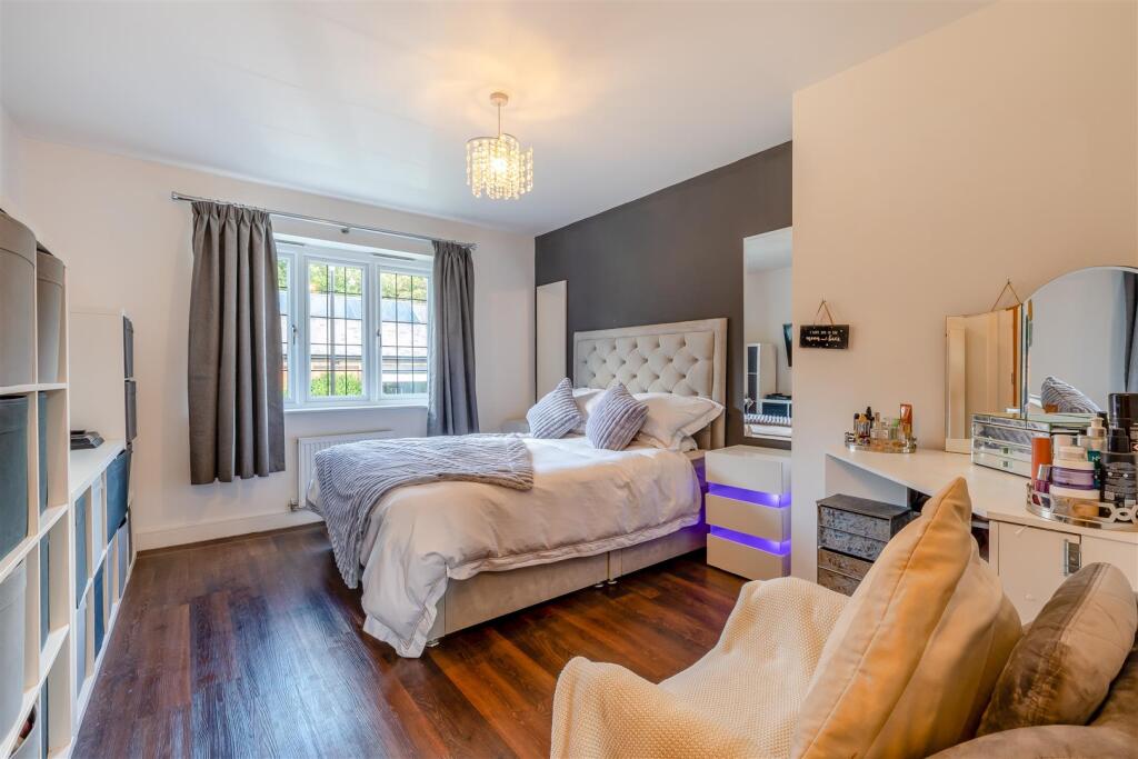 8662819-interior28.jpg