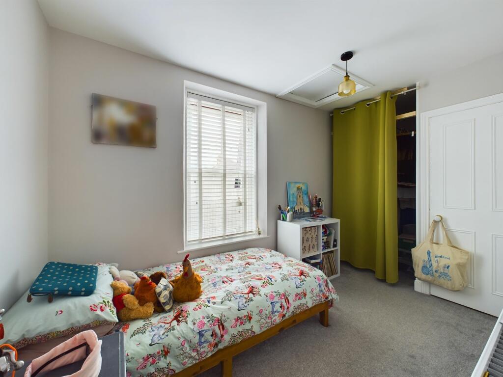 Bedroom 5