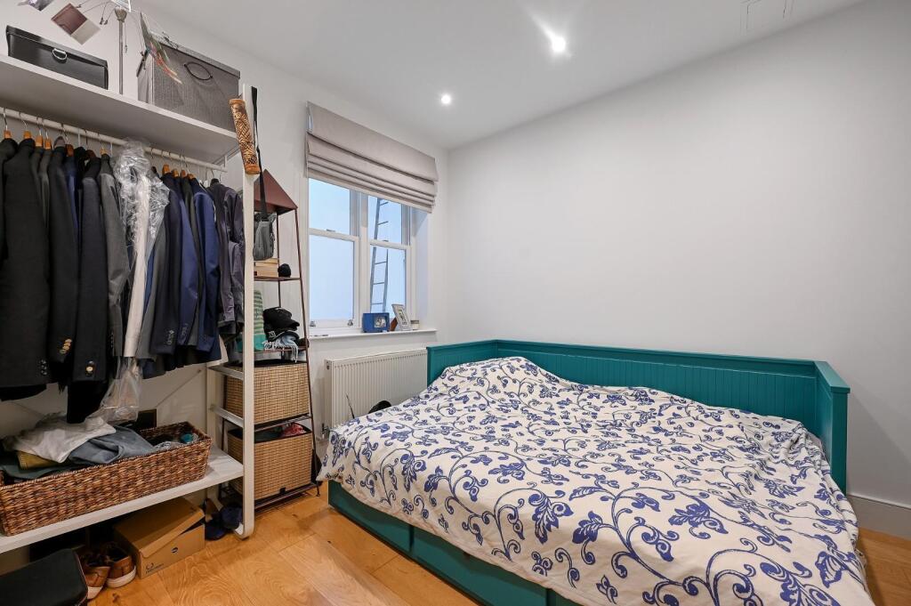 FBL -  Brook Green - BedroomD1 (1).jpg