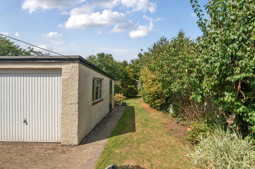 Garage &amp; Garden