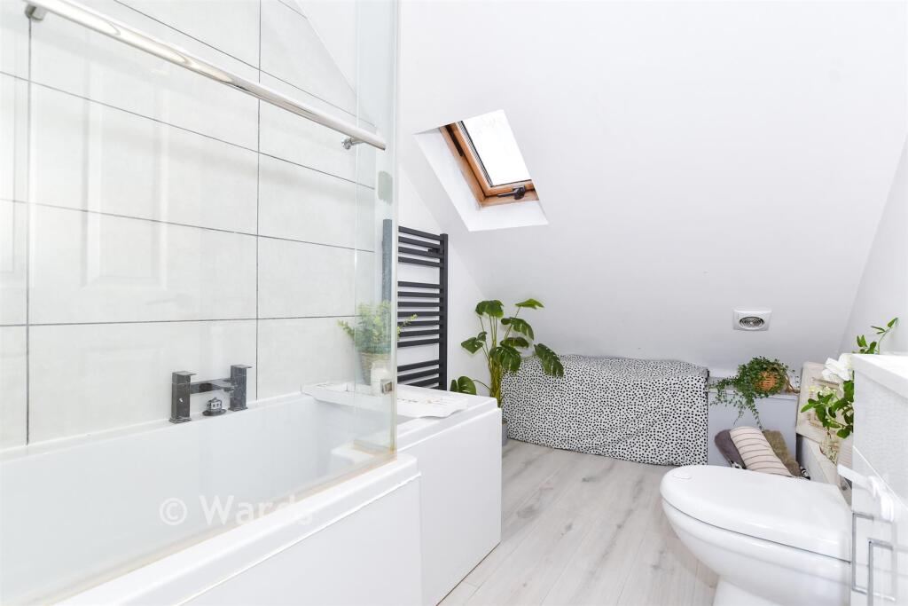 Annexe En-Suite Bathroom