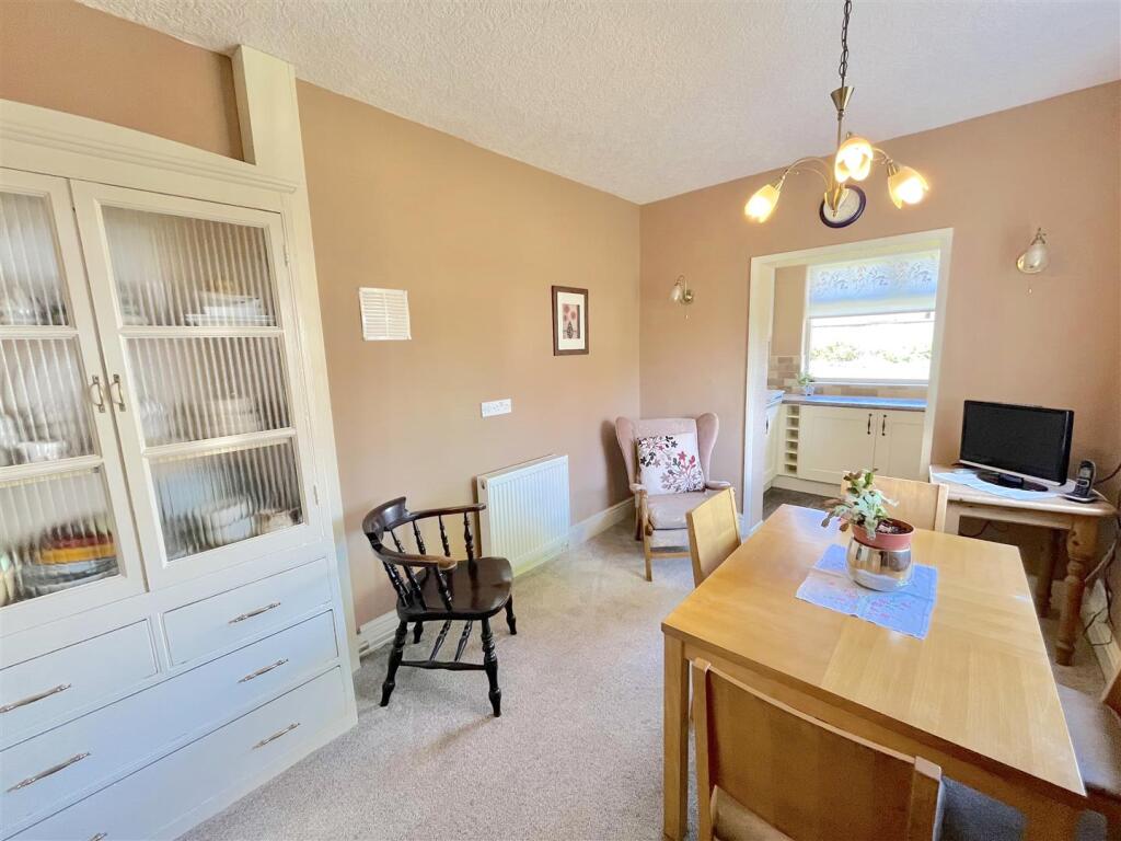Kitchen Diner