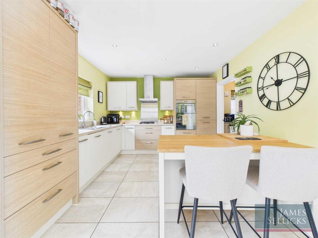Open Plan Dining Kitchen