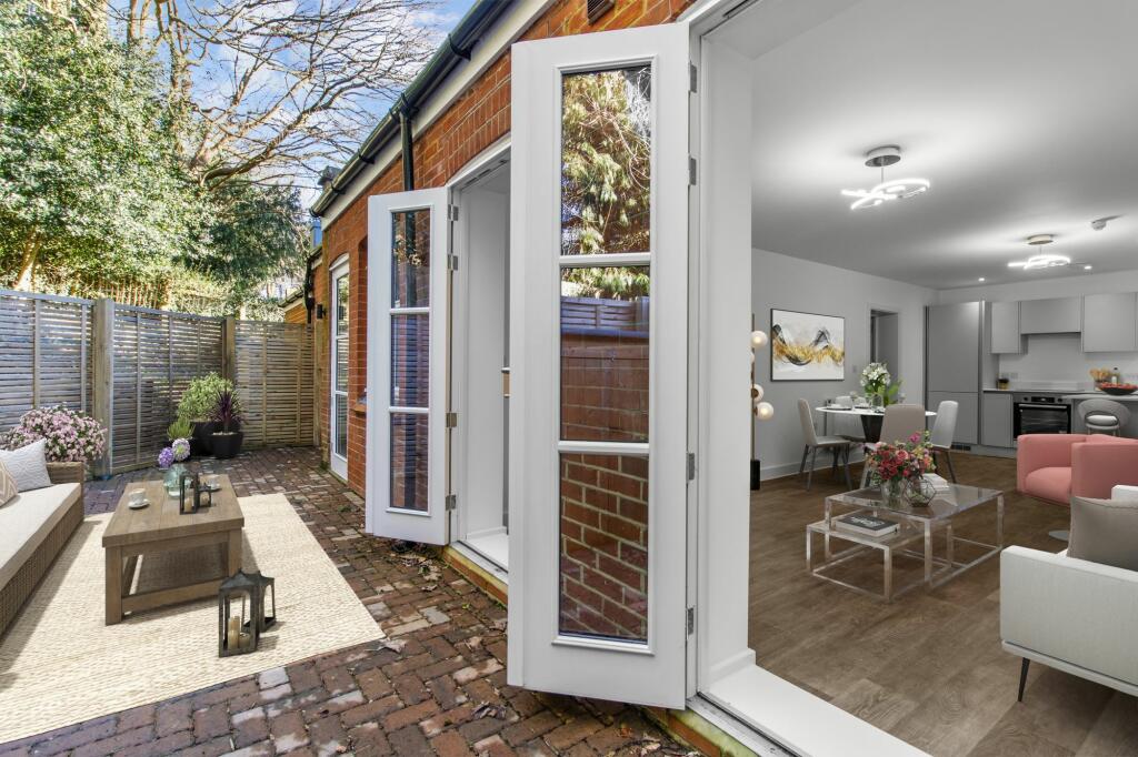 Private Courtyard