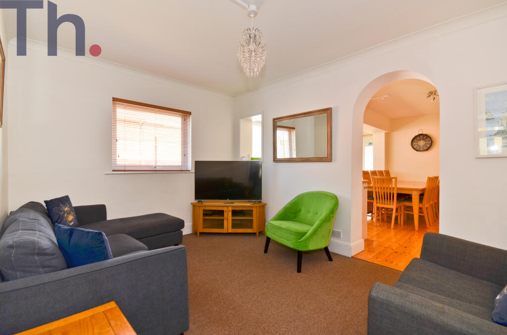 Dining Room-Family Room (2).JPG