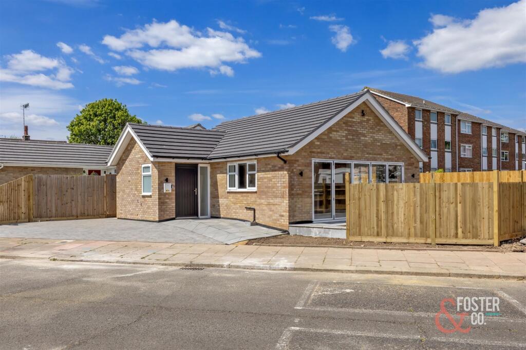 Hawthorn Road, 47-020.jpg