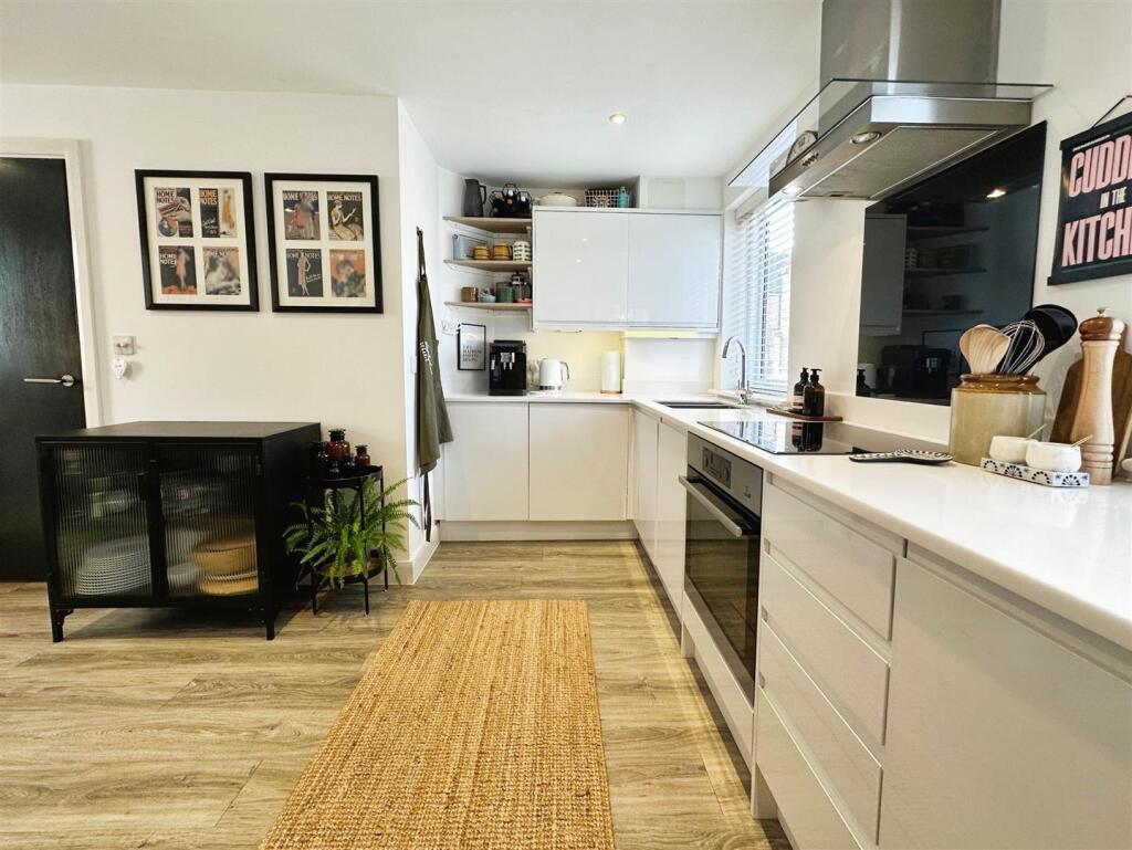 ec33e8ce-image_picker_92E5A8CC-3341-4478-A99D-4FFC