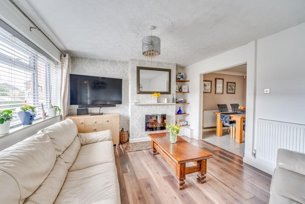 6 Graitney Close Cleeve-15.jpg