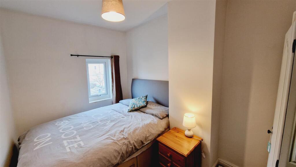 Bed 2 1