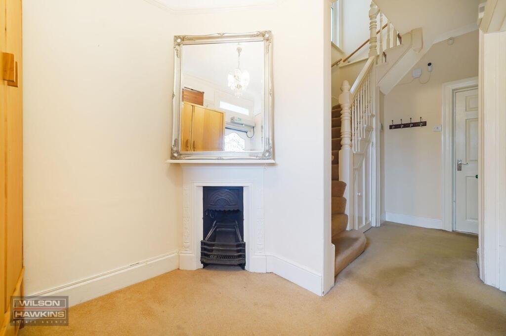 35 Welldon Crescent - aq0EHOBhbfQfSX80wemZ.jpg