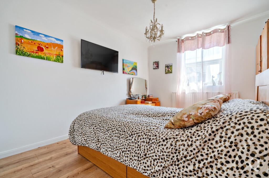 e5745105-a8f6-4b2...