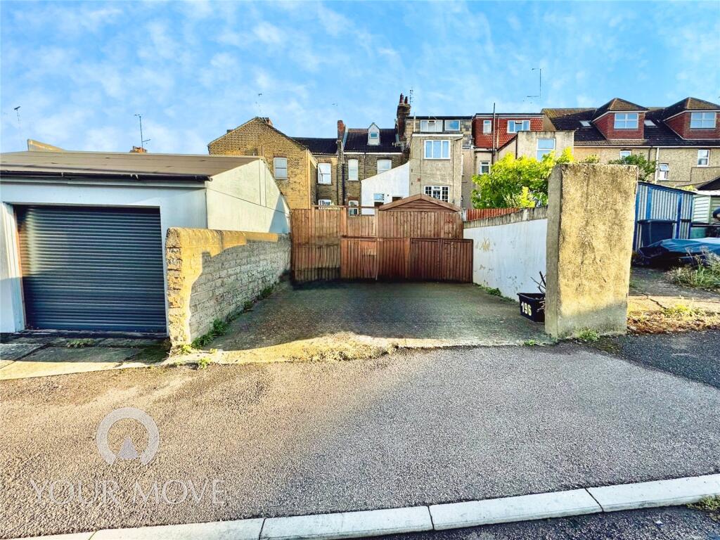 #yourmovedartford
