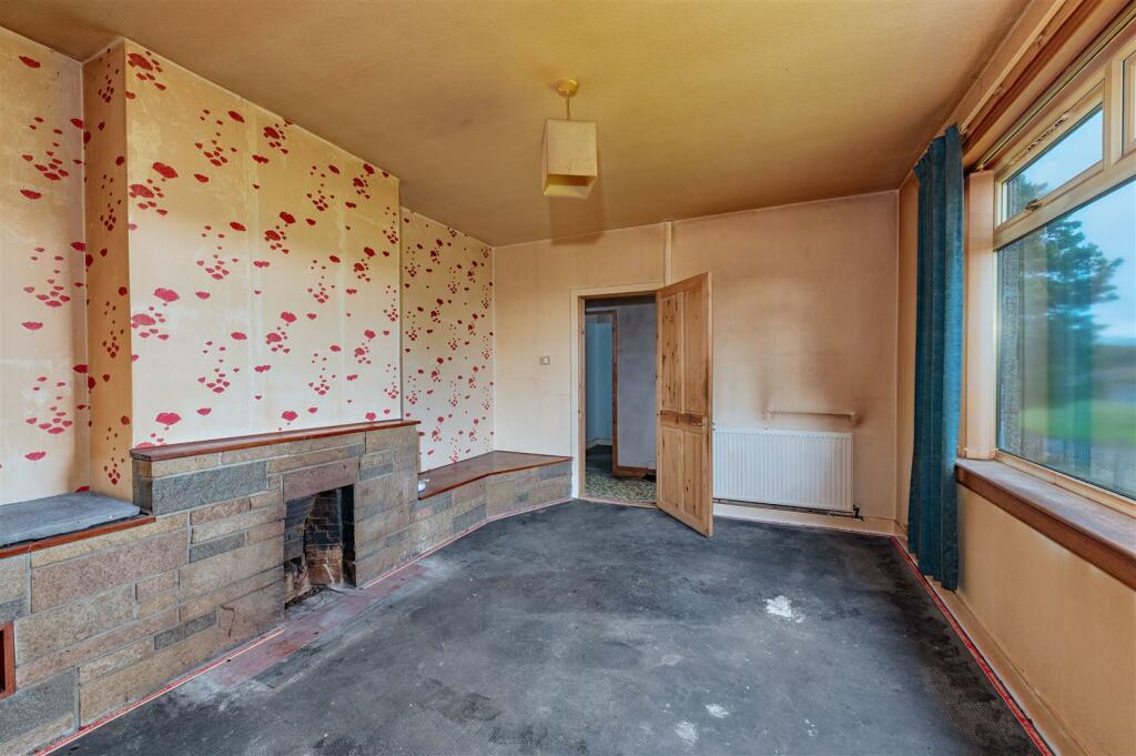 81 Beauly Street Dundee-2.jpg