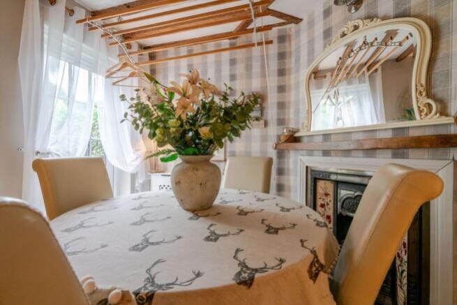 Dining Room - Wisteria Cottage Marsh Lane Charlott