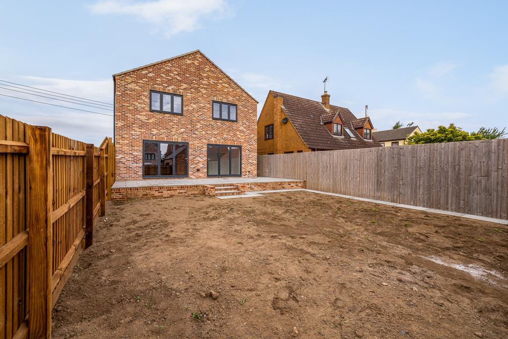 1 Pearson Close (Cowbit)-17.jpg