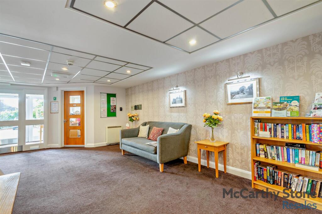 8663728-interior19-800.jpg
