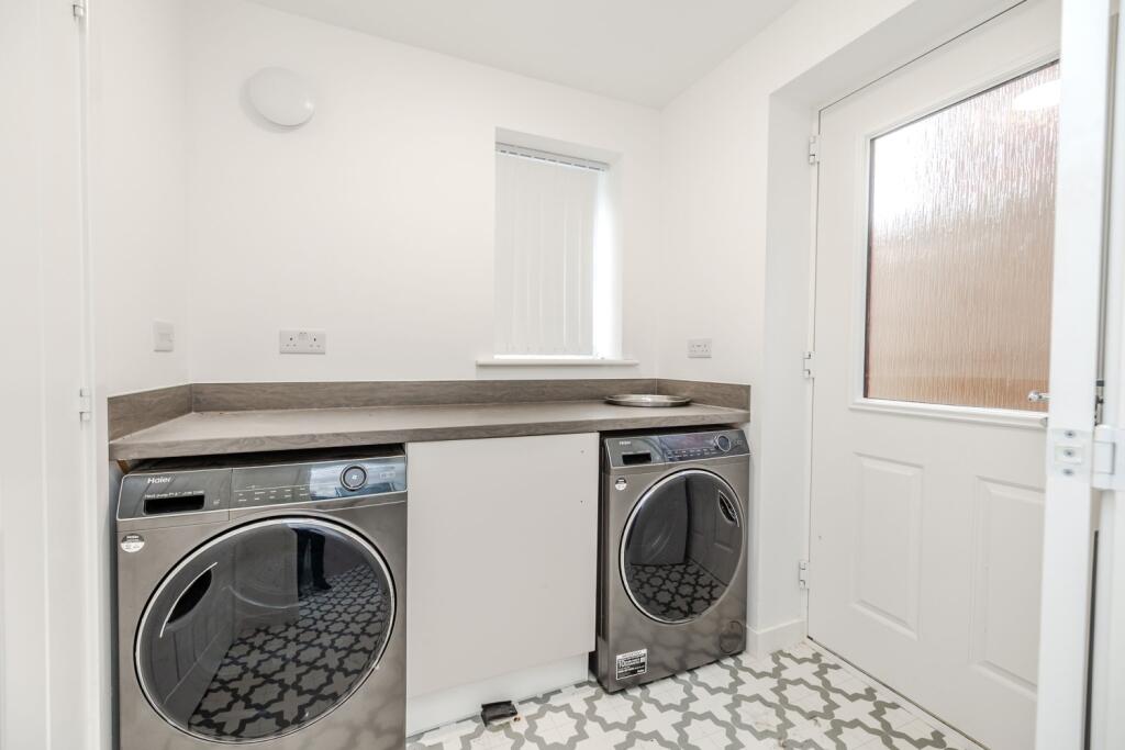 H.41HallChaseNE51DA-35