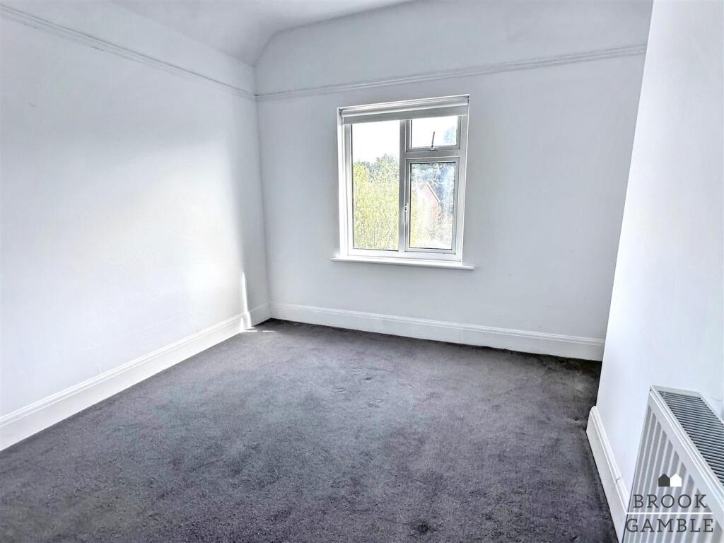01323 438506