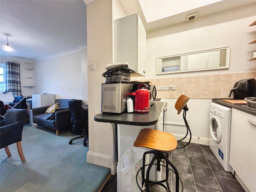 Kitchen/Living Space