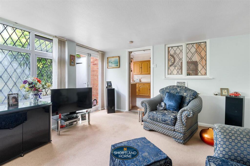 24 Howes Lane (14 of 29).jpg