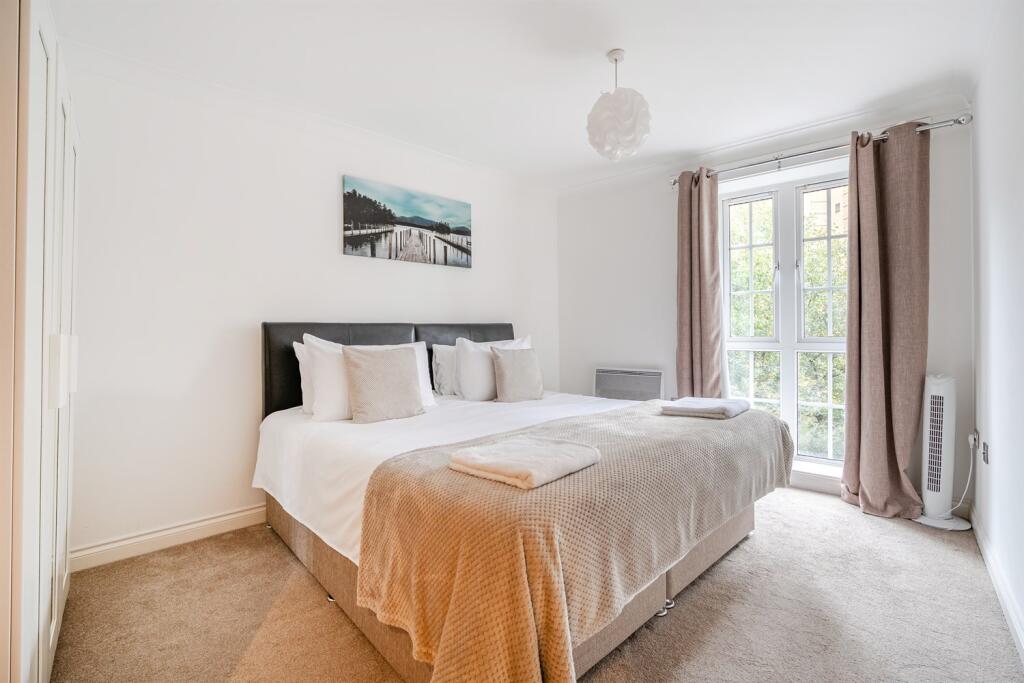 Second bedroom