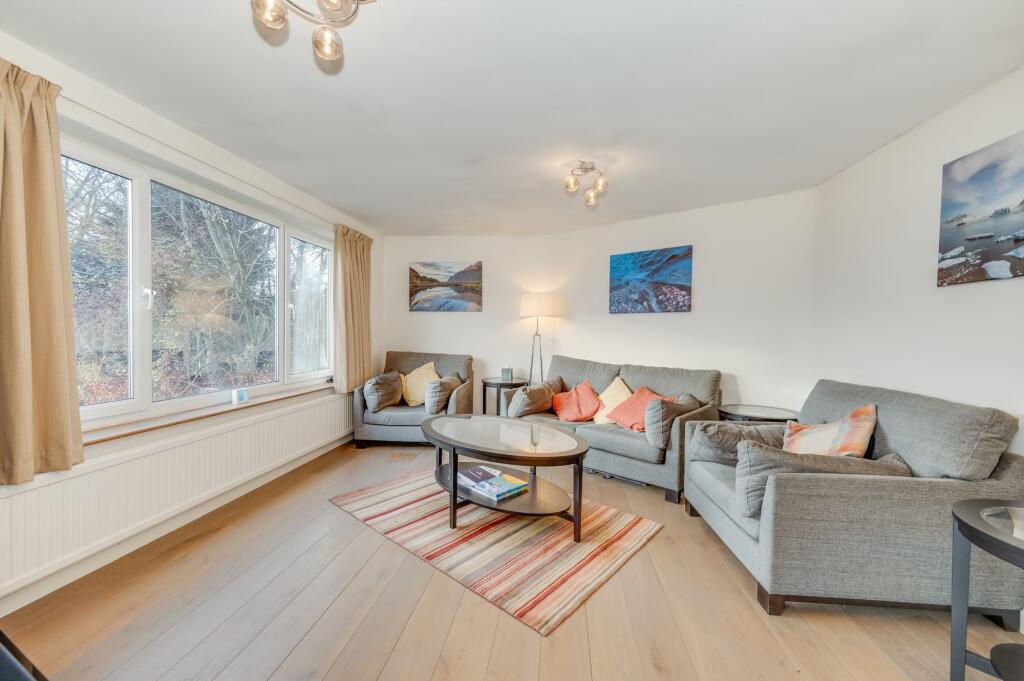 KITCHEN, DINING ROOM AND LOUNGE