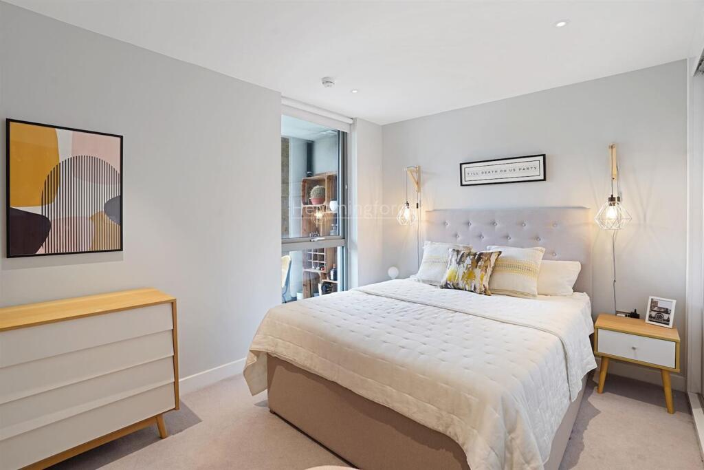 Bedroom.jpg